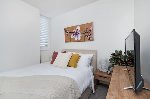 Arena Luxury Beachfront Apartment - Holiday Great Ocean Road 24
