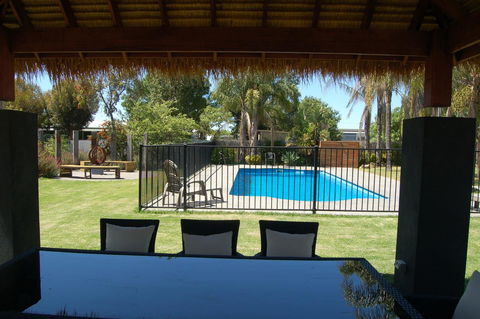 Federation Motel Resort - Corowa - Holiday Great Ocean Road 1