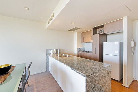 Wyndel Apartments North Sydney - Harbour Watch - Holiday Great Ocean Road 7