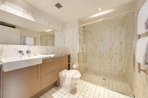 Wyndel Apartments North Sydney - Harbour Watch - Holiday Great Ocean Road 5