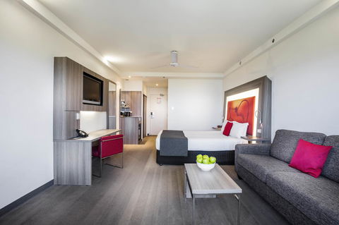 Novotel Darwin CBD - Holiday Great Ocean Road 9