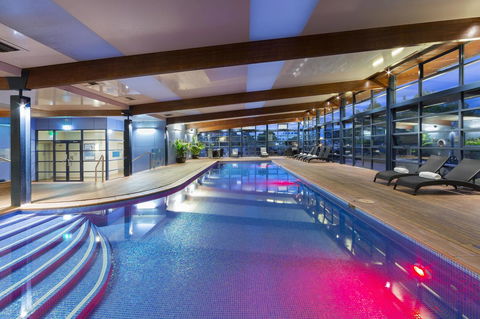 Novotel Canberra - Holiday Great Ocean Road 3