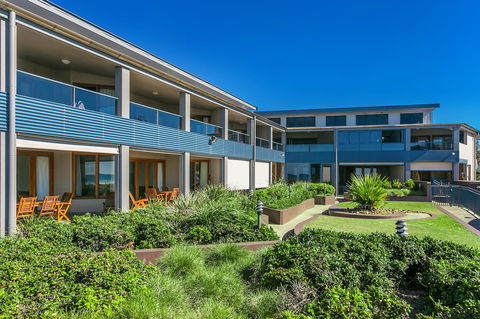 Lennox Holiday Apartments - Holiday Great Ocean Road 38