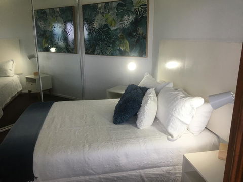 Lennox Holiday Apartments - Holiday Great Ocean Road 22