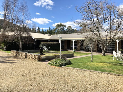 Bright Avenue Motor Inn - Holiday Great Ocean Road 1