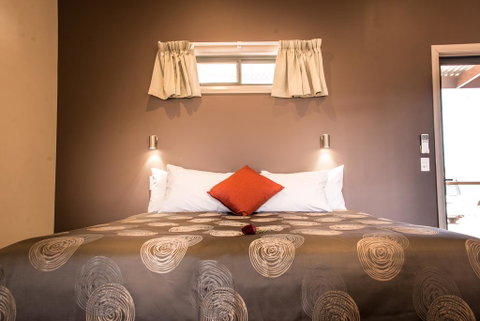 Broken Hill Outback Resort - Holiday Great Ocean Road 2
