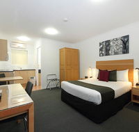 Browns Plains Motor Inn - Holiday Great Ocean Road