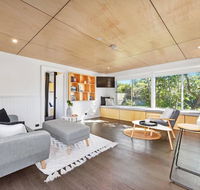 BUNGALOW BEAUTY - Hosted by L'Abode Accommodation - Holiday Great Ocean Road