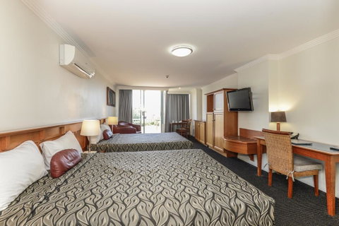 Burnett Riverside Hotel - Holiday Great Ocean Road 3
