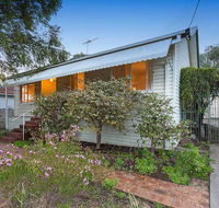 Camellia Cottage - PET FRIENDLY - Kwinana - Holiday Great Ocean Road