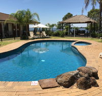 Capricorn Motor Inn - Holiday Great Ocean Road