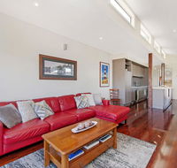 CASTWOOD VILLA No.2 - Holiday Great Ocean Road
