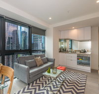 Central 2 Bedroom Deluxe ApartmentLa Trobe Tower - Holiday Great Ocean Road