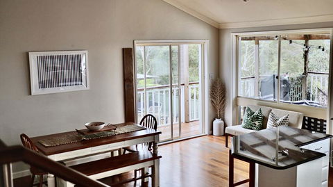 Central Coast Getaway 4B Family Holiday Home - Holiday Great Ocean Road 2