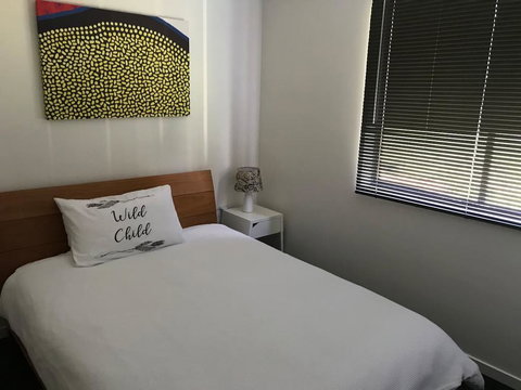 Central Gold Coast 3 Double Bedroom Apartment - Holiday Great Ocean Road 1