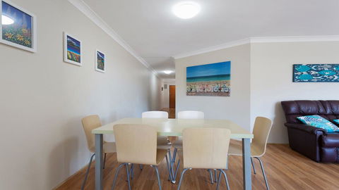 Centrepoint 1 - CBD Location - Holiday Great Ocean Road 1