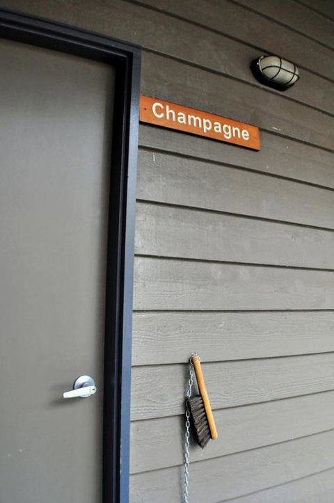 Champagne - Holiday Great Ocean Road 3