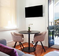 Charming Studio With Balcony in Inner-City Glebe - Holiday Great Ocean Road