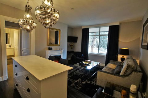 City Life Apartment-full Kitchen & Separate Bedroom - Holiday Great Ocean Road 0