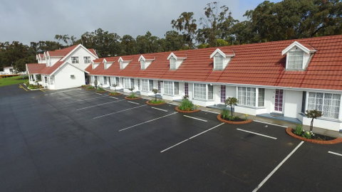 Clare Valley Motel - Holiday Great Ocean Road 2