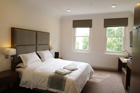 Clarendon Hotel Melbourne - Holiday Great Ocean Road 2