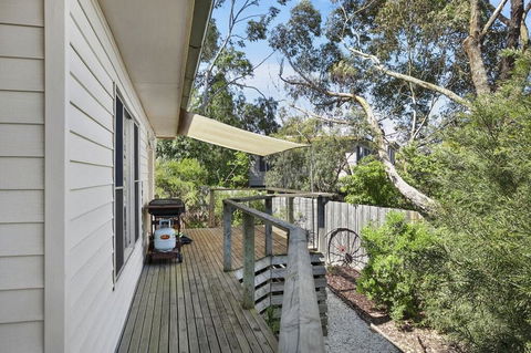 Coffey Court Cottage 2 - Holiday Great Ocean Road 3