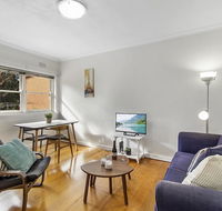 Comfy one-bedroom unit between city and airport - Holiday Great Ocean Road