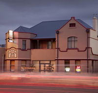 Cross Keys Hotel - Holiday Great Ocean Road