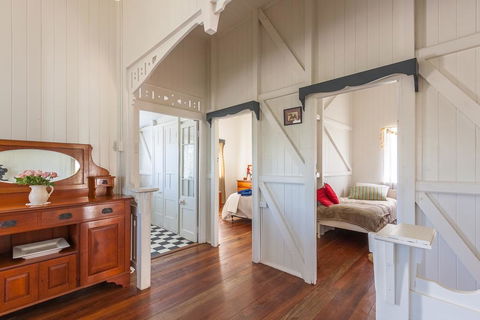 Curlew Cottage - Yungaburra - Holiday Great Ocean Road 0