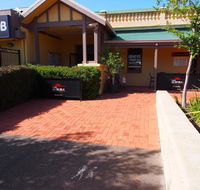 Dongara Hotel Motel - Holiday Great Ocean Road