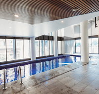 Entire Apartment-South Bank Luxe-Mater Hospital-Heated Pool-Netflix-WIFI-Gabba - Holiday Great Ocean Road
