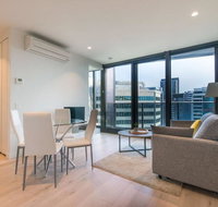 EQ Tower Luxury 1 Bedroom Central Melbourne - Holiday Great Ocean Road