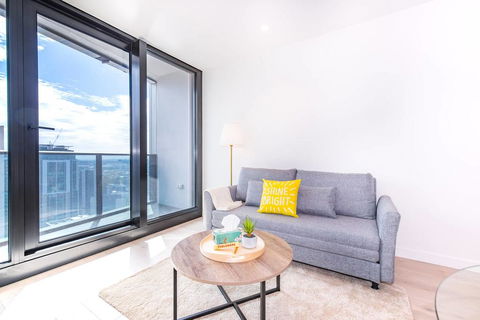 EQ Tower Luxury 1 Bedroom Central Melbourne - Holiday Great Ocean Road 2