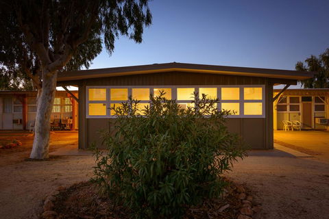 Exmouth Villas Unit 35 - 2 Bedroom Self-Contained Unit At The Heart Of Town - Holiday Great Ocean Road 3