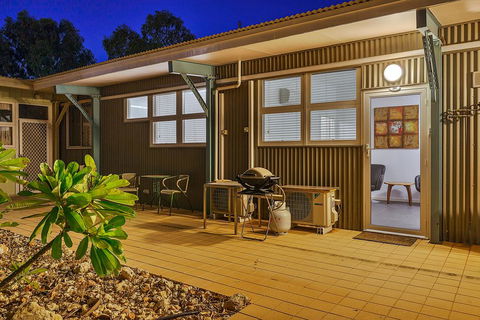 Getaway Villas Unit 38-11 - 1 Bedroom Self-Contained Accommodation - Holiday Great Ocean Road 1