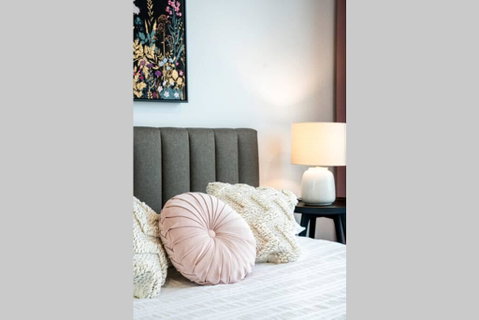 Glamorous RiverView Spacious 1BR - Holiday Great Ocean Road 1