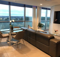 Glasshouse Apartment - at Parramatta - Holiday Great Ocean Road