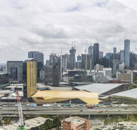 Gravity defyingLight filled apartmentBay to city viewsRooftop deckHot tubNetflix - Holiday Great Ocean Road