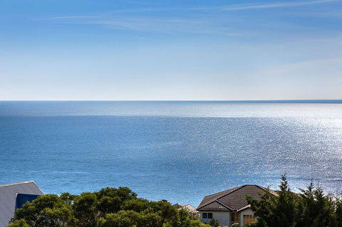 Hampton's Retreat Family Friendly, Water Views, Close To Beach With Heated Pool - Holiday Great Ocean Road 1
