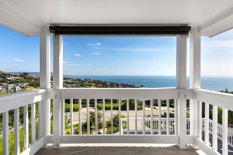 Hampton's Retreat Family Friendly, Water Views, Close To Beach With Heated Pool - Holiday Great Ocean Road 2