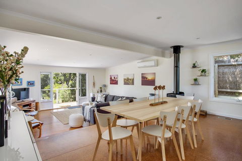 Harleian Beach House: Walk To Both Beaches - Holiday Great Ocean Road 2