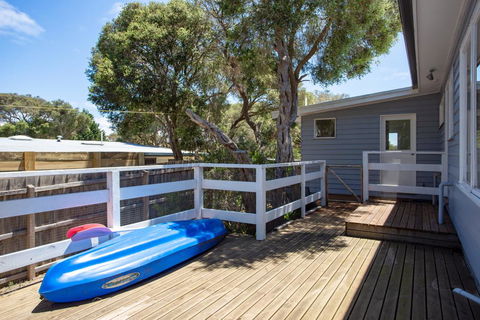 Harleian Beach House: Walk To Both Beaches - Holiday Great Ocean Road 3