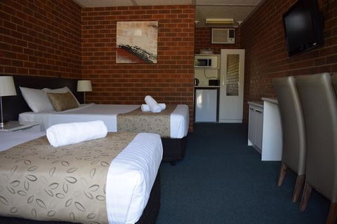 Healesville Motor Inn - Holiday Great Ocean Road 1