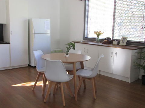 HEATHCOTE SHIRAZ COUNTRY STAYS - Holiday Great Ocean Road 2
