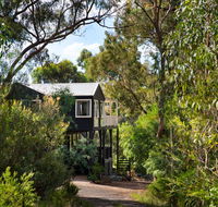 Hepburn Pool House - Holiday Great Ocean Road