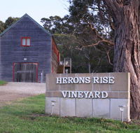 Herons Rise Vineyard Accommodation - Holiday Great Ocean Road