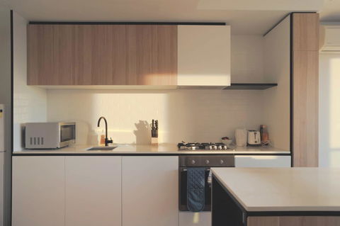 Heyday Apartment - West Melbourne - Holiday Great Ocean Road 1