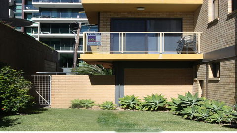 Hibiscus Court 1 - Forster Main Beach! - Holiday Great Ocean Road 0