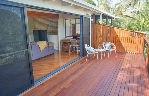 Hideaway At Hodgens Walk To Beach Happy Valley And Bulcock St With Backyard - Holiday Great Ocean Road 2