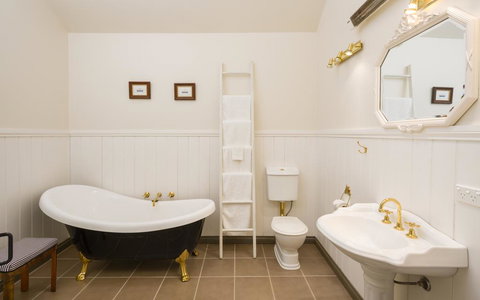 Historic Timboon House Stables & Gardens - Holiday Great Ocean Road 3